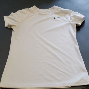 Nike dri fit t